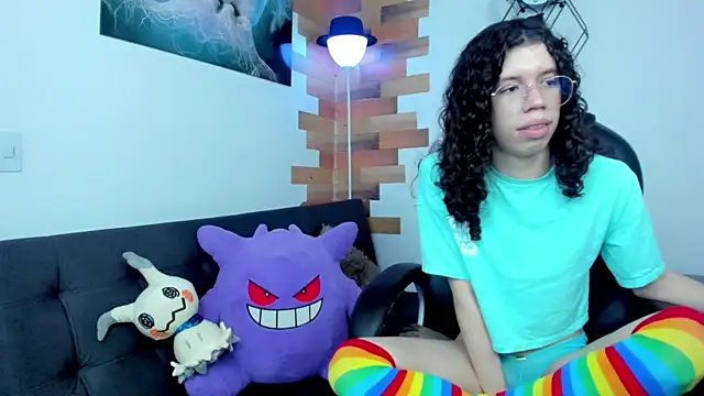 Angel Dust18 online show from December 28, 2024, 11:05 pm