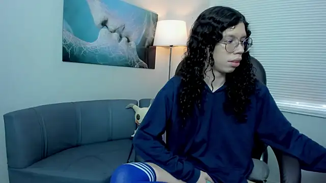 Angel Dust18 online show from November 3, 2025, 3:13 pm