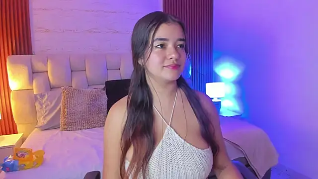 SophiaWylde online show from March 6, 2025, 7:03 am