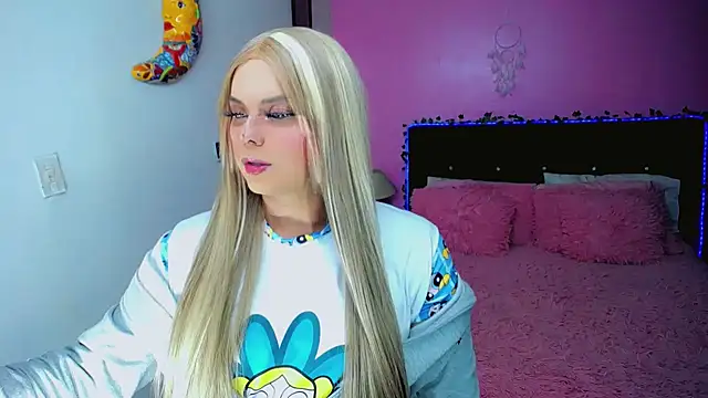 SweetKim21 online show from March 12, 2026, 4:07 am