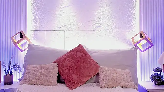 sarah salis  online show from March 6, 2026, 8:49 pm