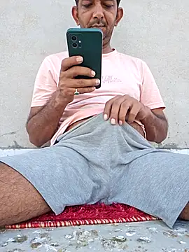 BLACK DiCK DADDY 32 online show from October 2, 2025, 12:01 pm