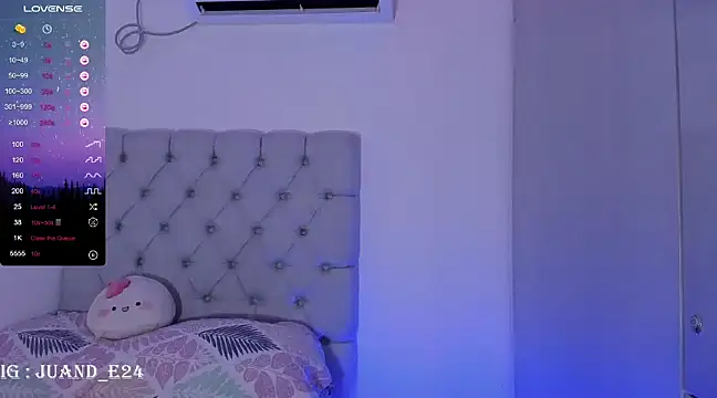 Snapshot of juande_24 chatting on January 27, 2025, 7:24 am juande 24 online show from January 27, 2025, 7:24 am