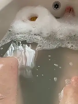 Snapshot of Russell1508 chatting on March 3, 2026, 4:24 pm Russell1508 online show from March 3, 2026, 4:24 pm