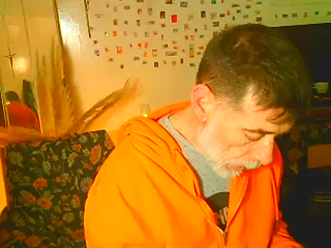 Snapshot of DaddyQuimHot chatting on December 10, 2024, 4:56 am DaddyQuimHot online show from December 10, 2024, 4:56 am