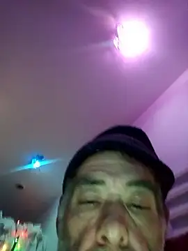 DaddyQuimHot online show from January 18, 2026, 4:16 am