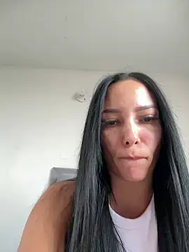 Dakota diaz  online show from March 13, 2025, 5:28 pm