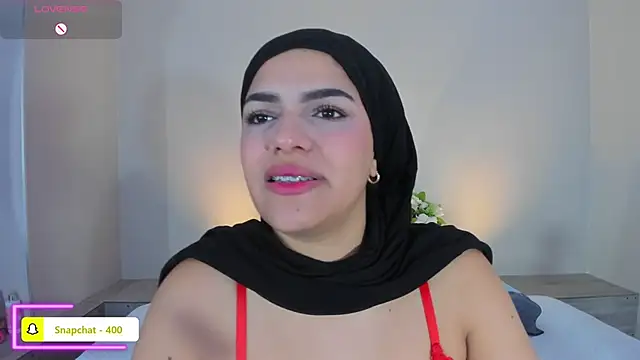 Snapshot of Umarani_ chatting on April 20, 2026, 6:42 pm Umarani online show from April 20, 2026, 6:42 pm
