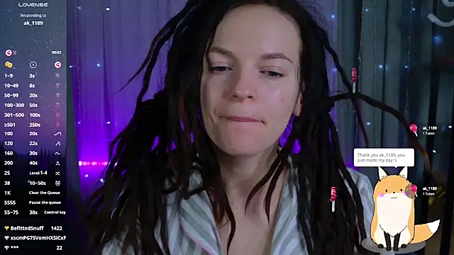 Snapshot of CoreyJane chatting on December 6, 2024, 9:32 am CoreyJane online show from December 6, 2024, 9:32 am