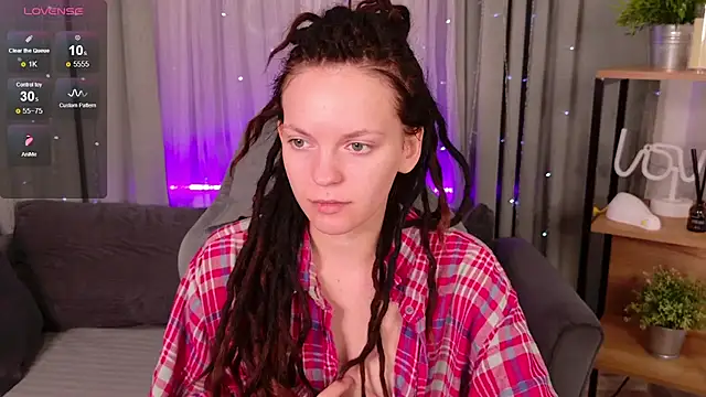 Snapshot of CoreyJane chatting on September 18, 2025, 4:14 am CoreyJane online show from September 18, 2025, 4:14 am