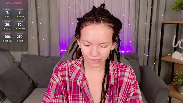 Snapshot of CoreyJane chatting on September 28, 2025, 5:02 am CoreyJane online show from September 28, 2025, 5:02 am