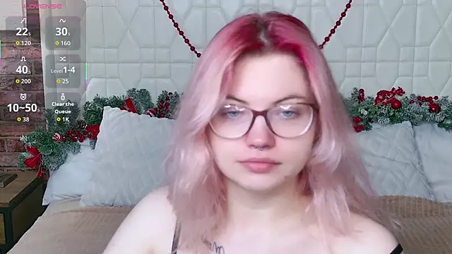 Lisa Adam online show from December 16, 2025, 5:18 pm