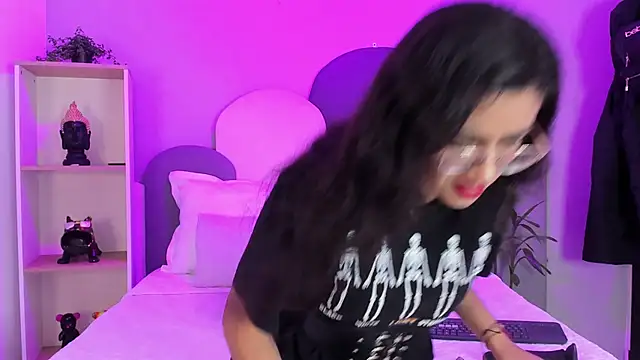 SophieGomez22 online show from March 15, 2026, 11:16 am