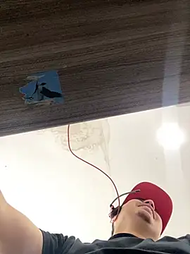 Snapshot of DanielGomez9 chatting on January 28, 2025, 8:36 pm DanielGomez9 online show from January 28, 2025, 8:36 pm