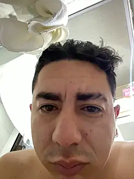 Snapshot of DanielGomez9 chatting on February 20, 2025, 12:47 pm DanielGomez9 online show from February 20, 2025, 12:47 pm