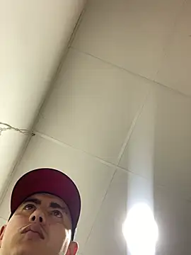 Snapshot of DanielGomez9 chatting on February 24, 2025, 10:03 pm DanielGomez9 online show from February 24, 2025, 10:03 pm