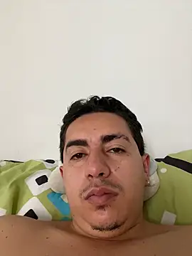 Snapshot of DanielGomez9 chatting on March 16, 2025, 6:01 pm DanielGomez9 online show from March 16, 2025, 6:01 pm