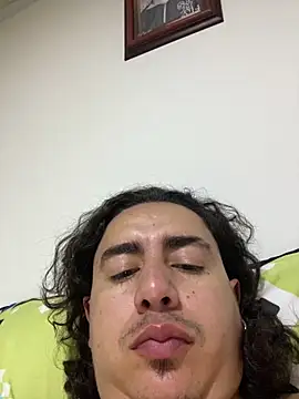 DanielGomez9 online show from March 17, 2026, 4:17 am