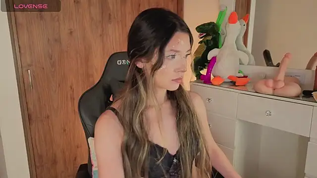 Snapshot of jessy__01 chatting on October 28, 2025, 1:53 am jessy  01 online show from October 28, 2025, 1:53 am