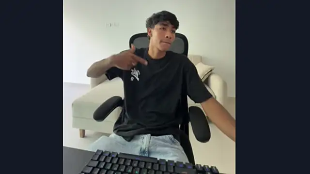 Tyler prince online show from November 27, 2025, 6:43 pm