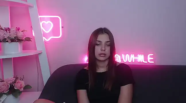 MilanaAngelAs online show from February 4, 2025, 11:49 am