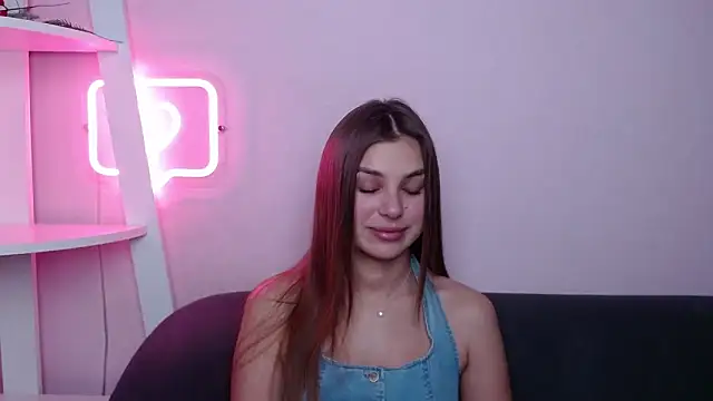 MilanaAngelAs online show from February 21, 2026, 5:47 pm