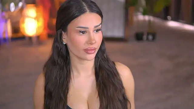 EvaZane online show from January 30, 2025, 9:25 am