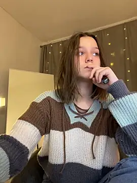 Addelin Moon online show from January 25, 2025, 3:41 pm