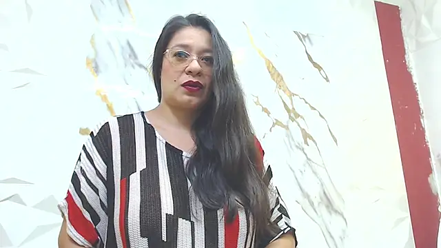 MiaCallie online show from October 30, 2025, 2:02 am