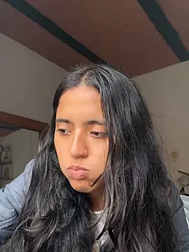 ViolettaSummer online show from March 8, 2026, 1:04 pm