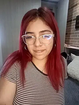 Rousse Collinss online show from November 8, 2025, 4:51 pm