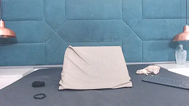 chanel grant online show from April 13, 2026, 8:14 pm