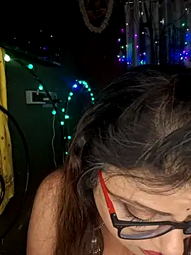 Maaya66 online show from April 19, 2026, 5:23 pm