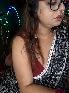 Maaya66 online show from April 19, 2026, 6:10 pm