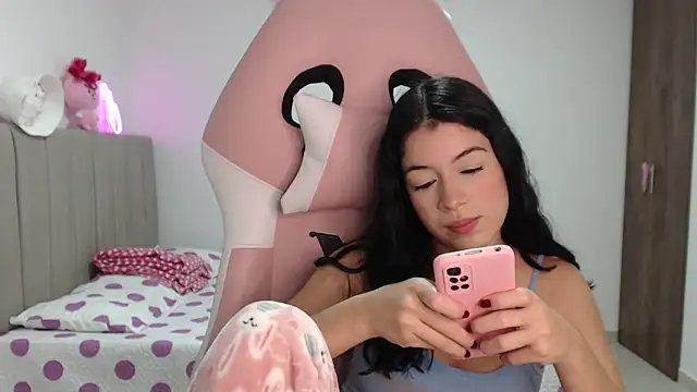 Caribbean beauty  online show from March 20, 2025, 1:46 am