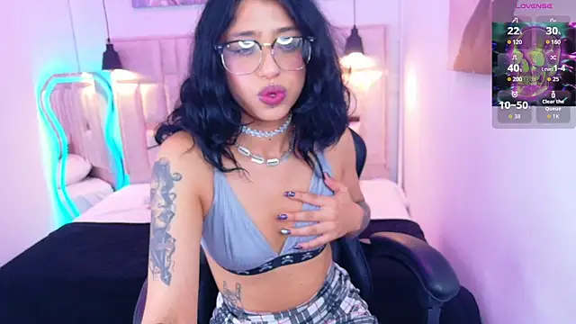REDHOTTER  online show from May 28, 2026, 7:55 pm