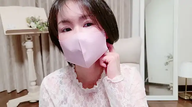 xxArisaxx online show from March 4, 2025, 1:06 pm