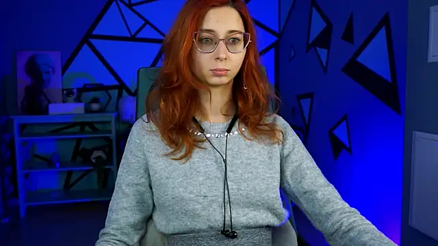 Snapshot of Orianna_Fox chatting on December 7, 2024, 9:06 am Orianna Fox online show from December 7, 2024, 9:06 am