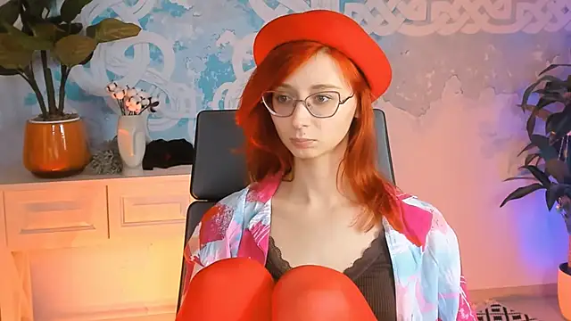 Snapshot of Orianna_Fox chatting on January 23, 2025, 7:18 pm Orianna Fox online show from January 23, 2025, 7:18 pm