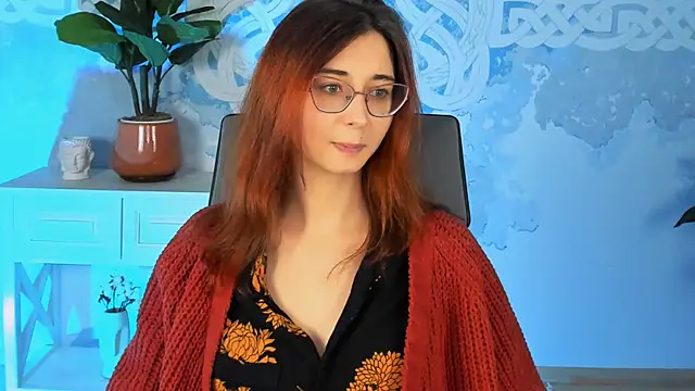 Snapshot of Orianna_Fox chatting on October 15, 2025, 9:31 am Orianna Fox online show from October 15, 2025, 9:31 am