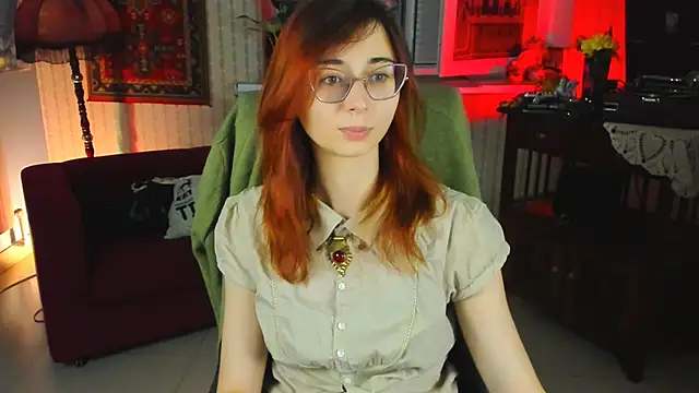 Snapshot of Orianna_Fox chatting on October 24, 2025, 9:28 am Orianna Fox online show from October 24, 2025, 9:28 am