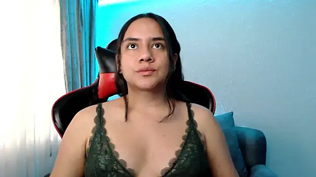 Lexyevans online show from December 15, 2024, 7:10 pm