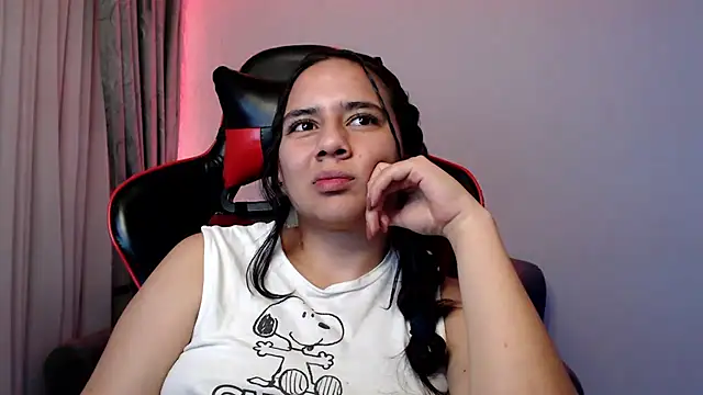 Lexyevans online show from December 17, 2024, 10:54 pm