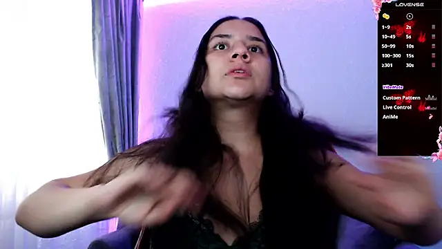 Lexyevans online show from February 18, 2025, 7:09 pm