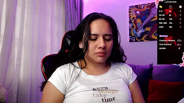 Lexyevans online show from March 4, 2025, 7:32 pm