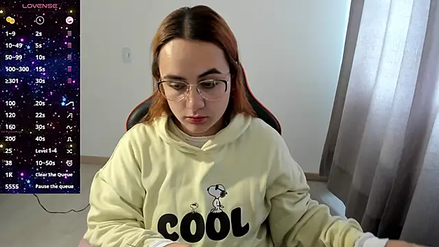 maryluna95 online show from November 6, 2025, 2:40 pm