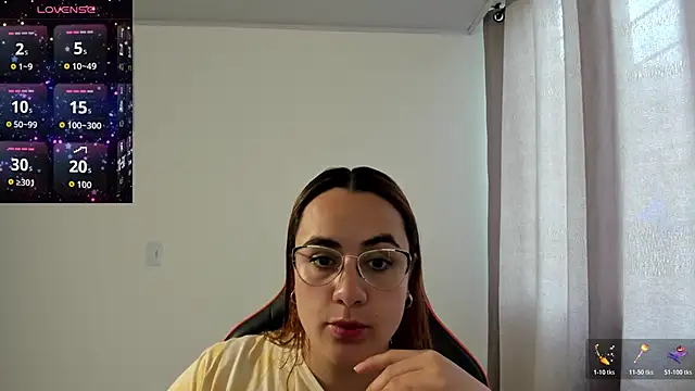 maryluna95 online show from December 1, 2025, 7:08 pm