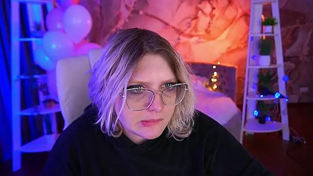 CoolTatis online show from February 15, 2026, 7:27 am