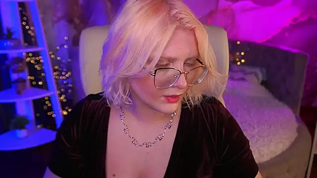 CoolTatis online show from March 27, 2026, 7:03 am