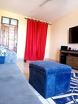 zainabsmile online show from November 6, 2025, 8:59 am